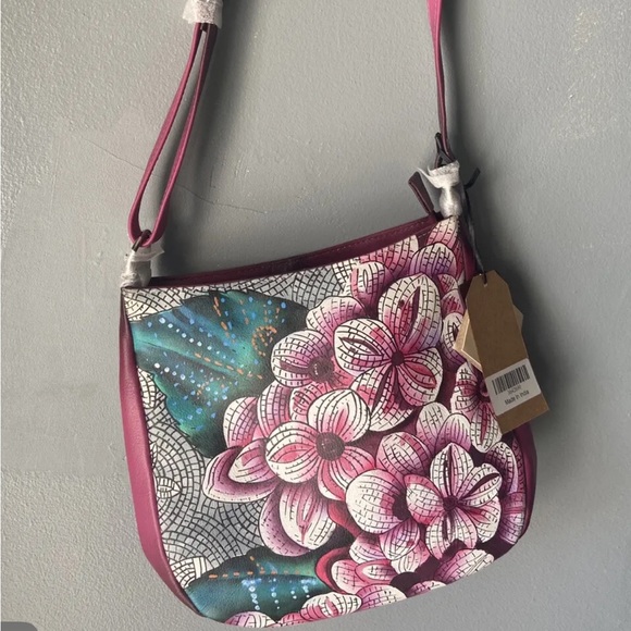 SUKRITI PINK FLORAL MOSAIC TIFFANY 100% GENUINE LEATHER CROSSBODY BAG - Picture 4 of 4